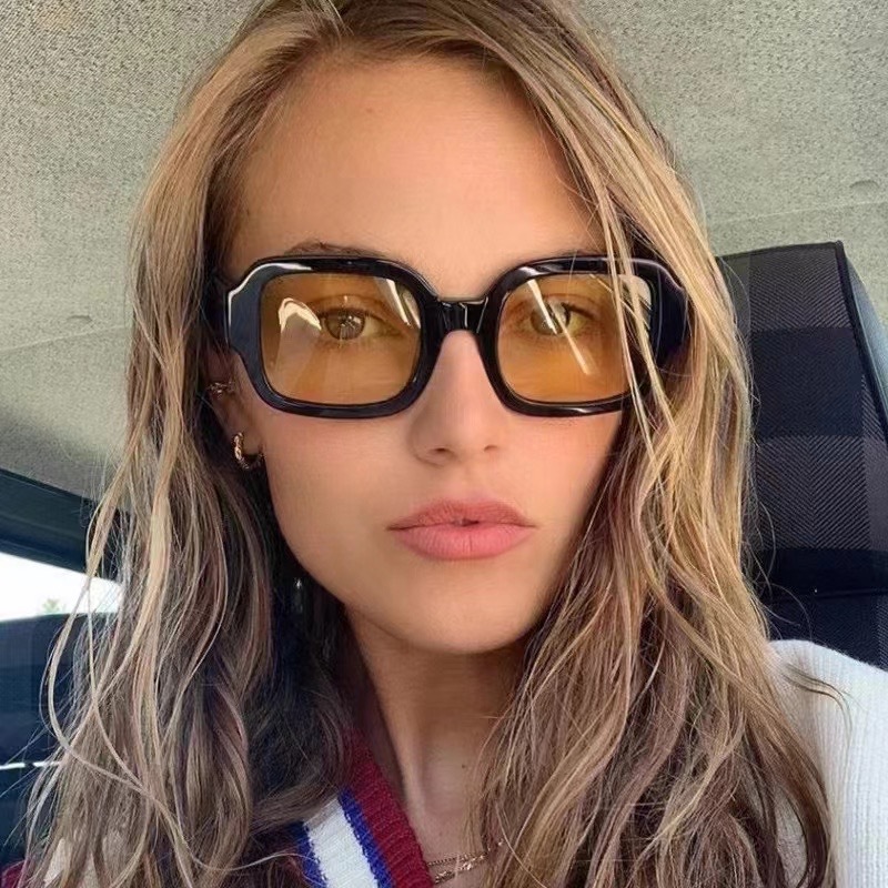 Wholesale Vintage Square Frame Sunglasses with UV400 Protection - Everful