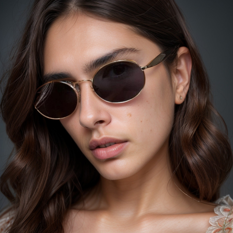 Wholesale Retro Oval Sunglasses with Metal Frame and UV400 Protection - Everful