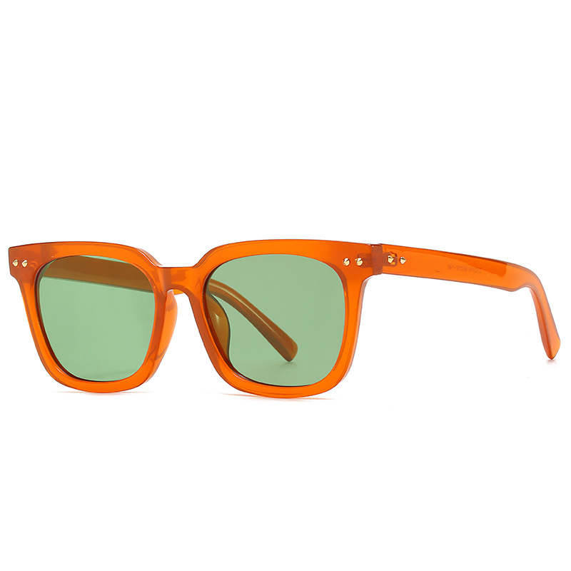 Wholesale Retro Square Polarized Sunglasses With Rivet Decor - Everful
