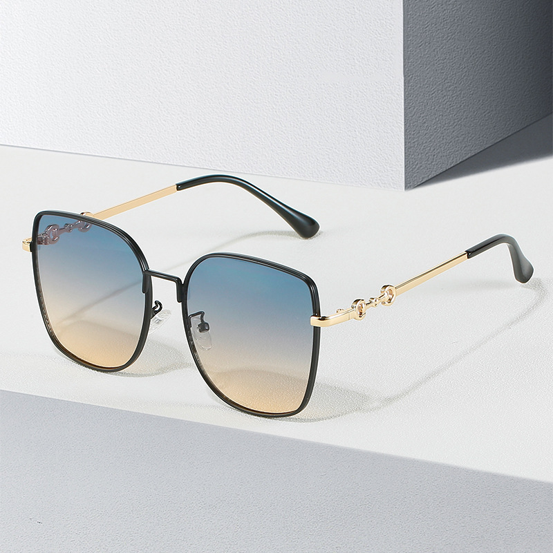 Wholesale Vintage Oversized Square Metal Sunglasses with Horsebit Detail - Everful