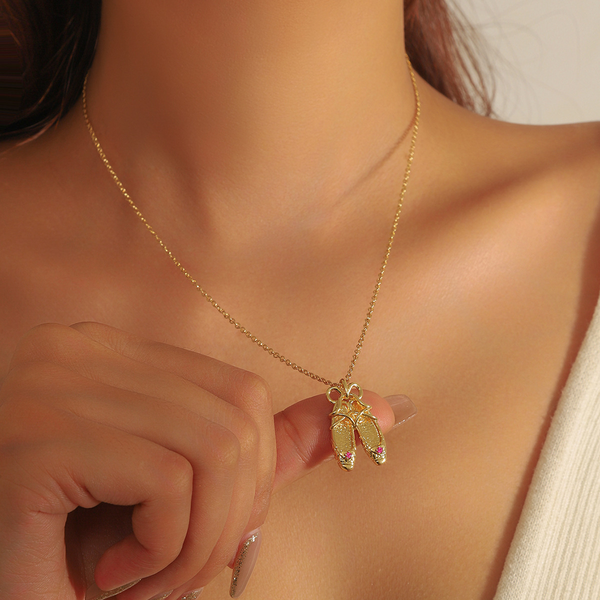 Ballet Shoes Pendant Necklace Copper With Sparkling Rhinestone Dainty Charm Elegant Jewelry For Women Girls Ballet Lovers