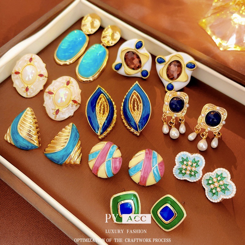 Vintage Alloy Enamel Earring Set For Women Retro Palace Gold Plated Geometric Heart Flower Earrings With 925 Sterling Silver Pin Baroque Pearl Studs