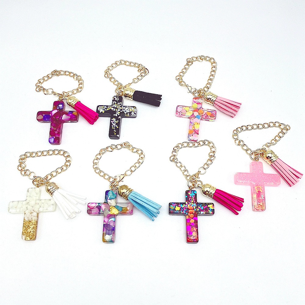 Handmade Resin Cross Stanley Cup Charm Decoration With Gold Metal Chain Tassel For Women Fashion Water Bottle Accessories