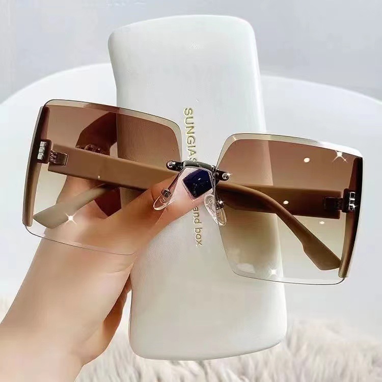Wholesale Oversized Frameless Square Sunglasses With Metal Decor For Women - Everful