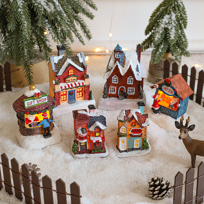 Christmas Miniature Resin House LED Light Village Building Ornament Hand Painted Snow Effect Tabletop Decor For Xmas Holiday Gift