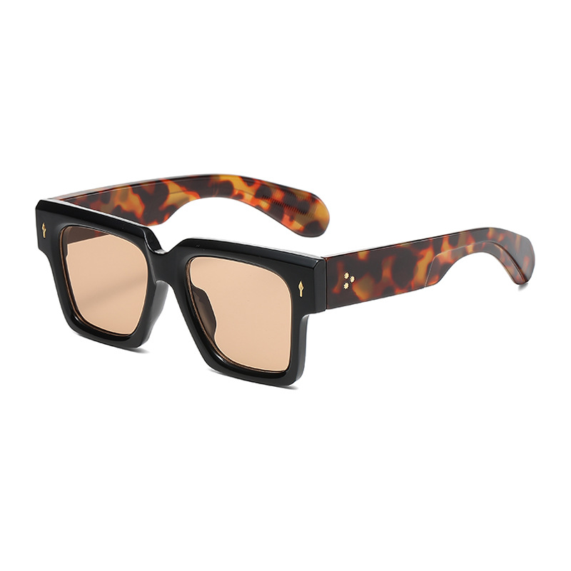 Wholesale Square Frame Retro Sunglasses with Metal Rivets UV400 - Everful