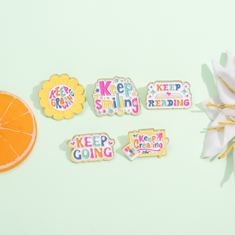 5Pcs Inspirational Enamel Pins Set Keep Smiling Growing Going Reading Creating Alloy Brooch Cartoon Lapel Badges For Women Students Backpack Clothing Accessories