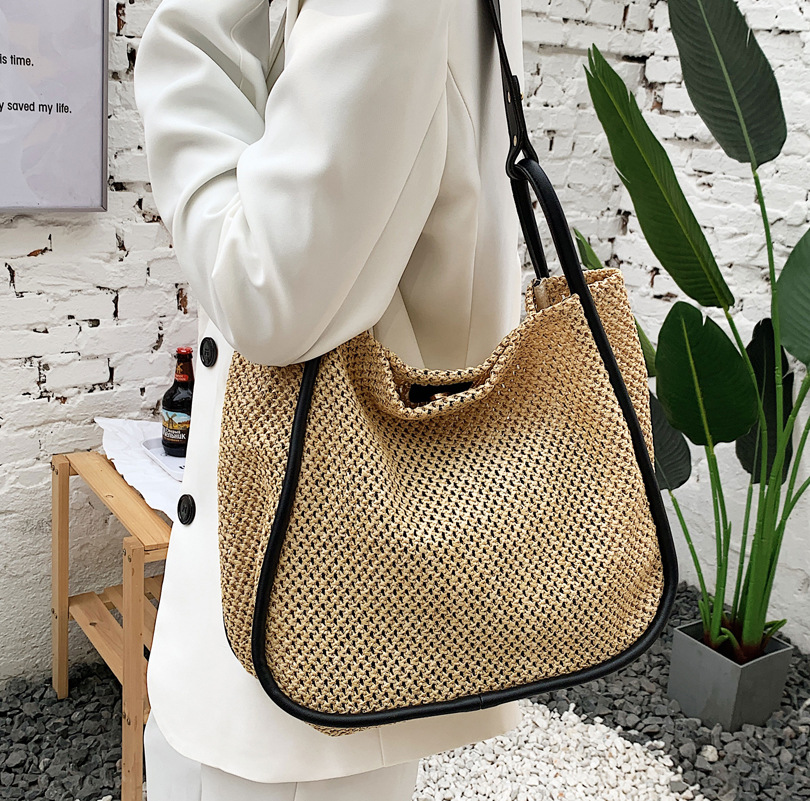 Large Capacity Straw Tote Bag Summer Beach Vacation Style Woven Shoulder Bag With PU Leather Trim And Inner Pocket For Women Daily Commute Elegant Handbag
