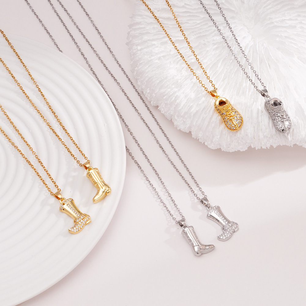 Women Fashion Boot Sneaker Pendant Necklace Shiny Rhinestone Alloy Jewelry Hip Hop High Heel Cowboy Shoe Design Clavicle Chain