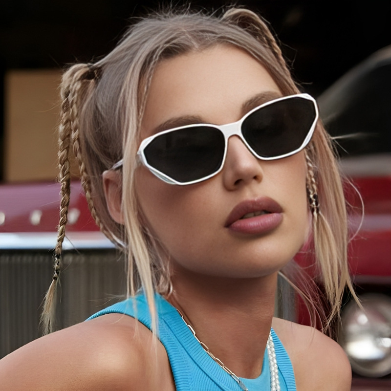 Wholesale Cat Eye Sunglasses UV400 Protection Retro Geometric For Women - Everful