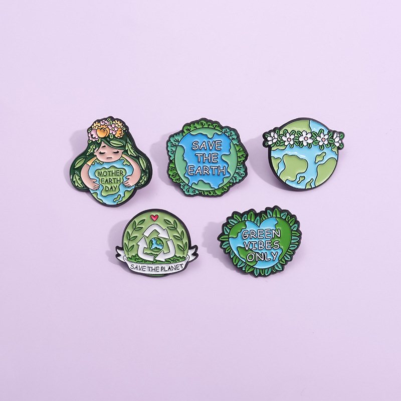 Creative Cartoon Green Earth Enamel Brooches Alloy Save The Earth Save The Planet Pin Badge For Backpack Clothing Decoration Environmental Theme Jewelry For Kids Adults Unisex