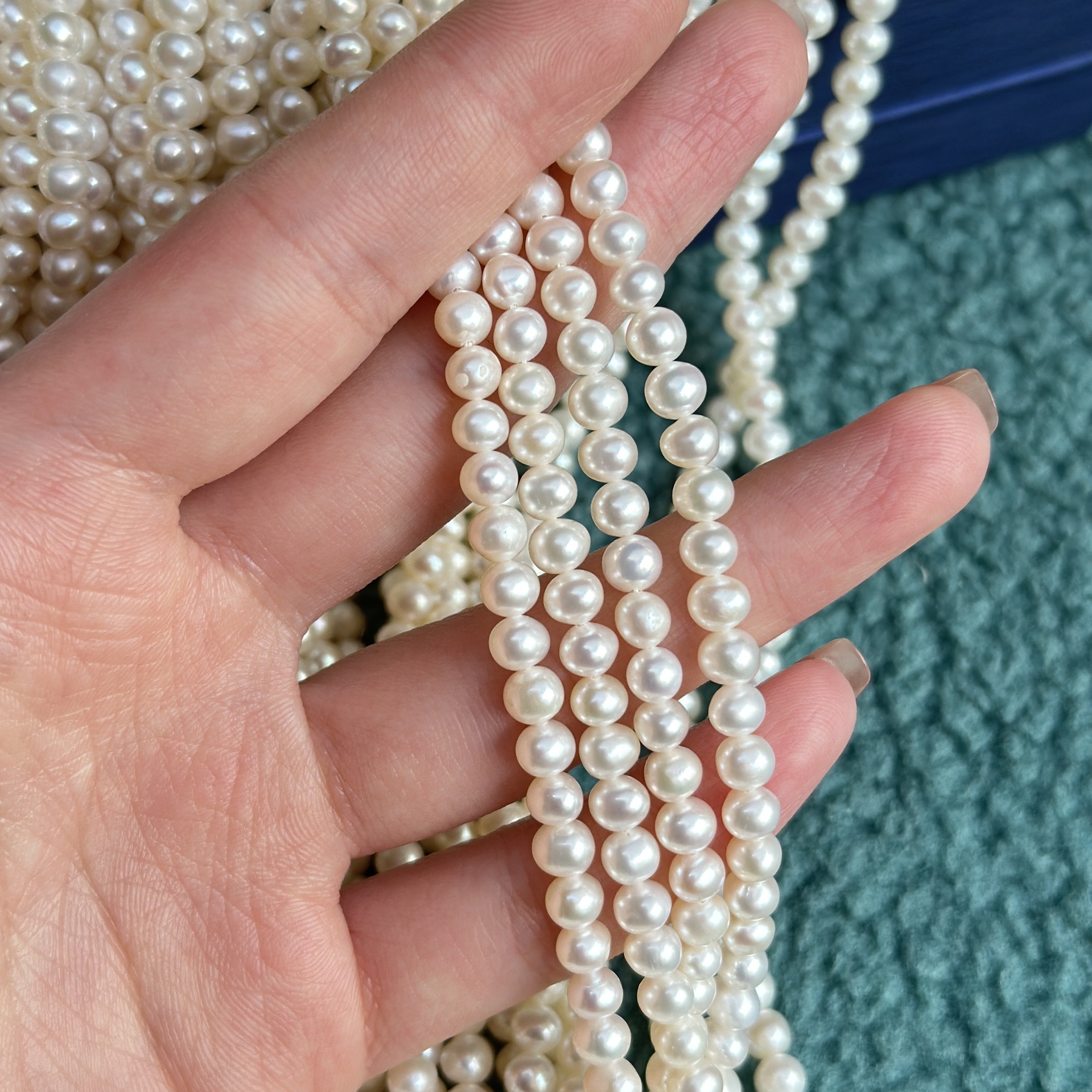 4-5mm Natural Freshwater Pearl Beads Near Round High Luster Semi-finished Pearl Strand For DIY Jewelry Making Necklaces Bracelets Accessories White Minimalist Jewelry Findings