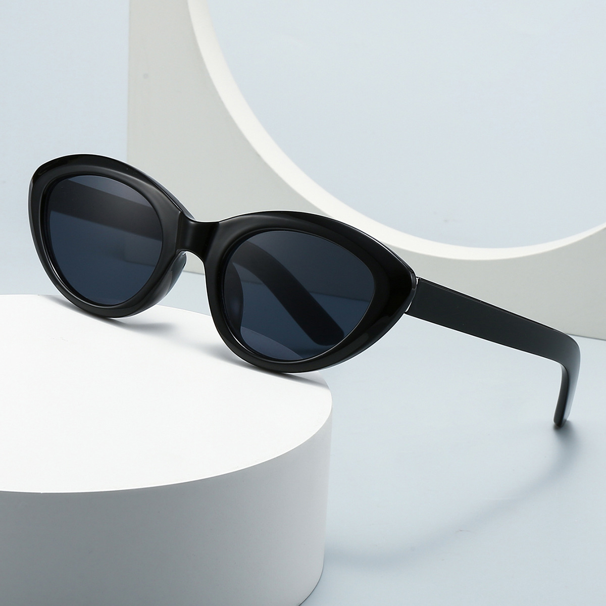 Wholesale Modern Retro Cat Eye Sunglasses For Women - Everful