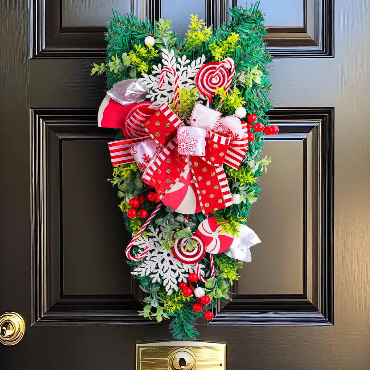 Christmas Teardrop Swag Candy Ornaments Red White Bowknot Artificial Pine PVC Plywood Garland For Front Door Wall Stair Hanging Festive Holiday Decor