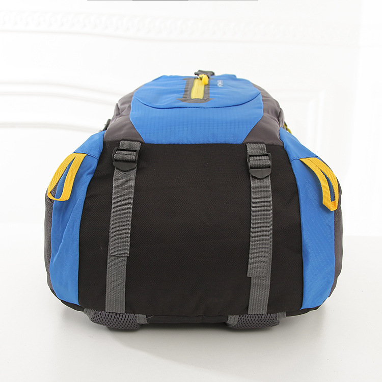 Unisex Polyester Solid Color Fashion Zipper Functional Backpack