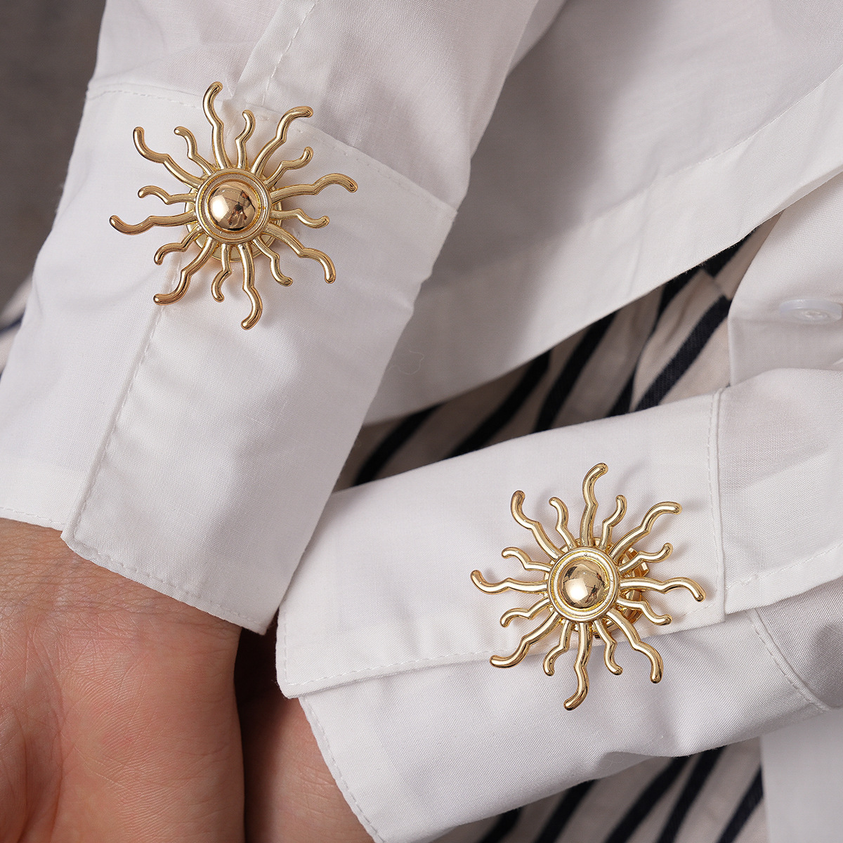 Vintage Sunburst Metal Cufflinks Minimalist Oval Mirror Polished Stud Earrings Gold Silver Alloy Plated Jewelry Accessories For Business Wedding Party Men Women