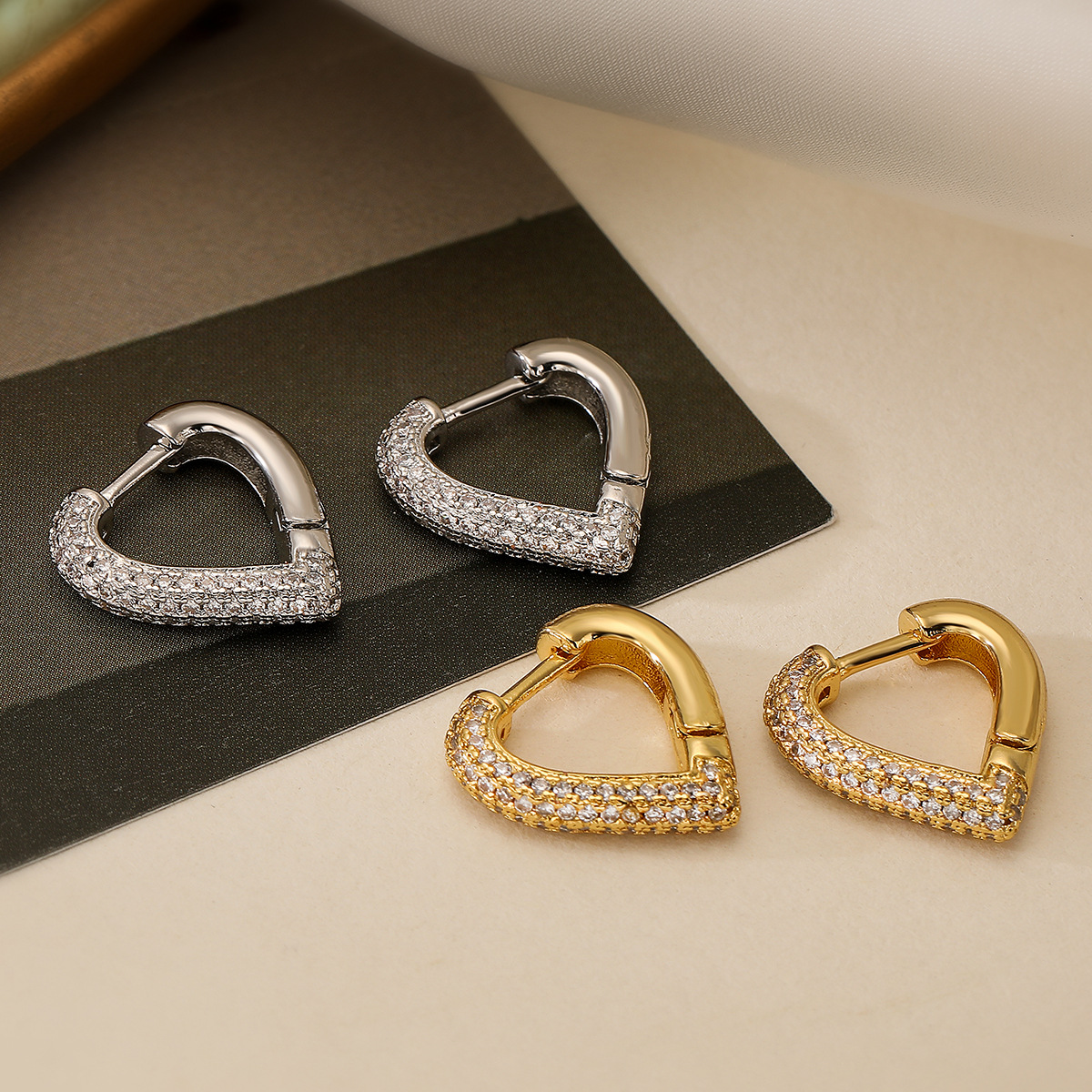 Copper Gold Plated Heart Earrings With Zircon Fashionable Delicate Niche Minimalist Jewelry For Women