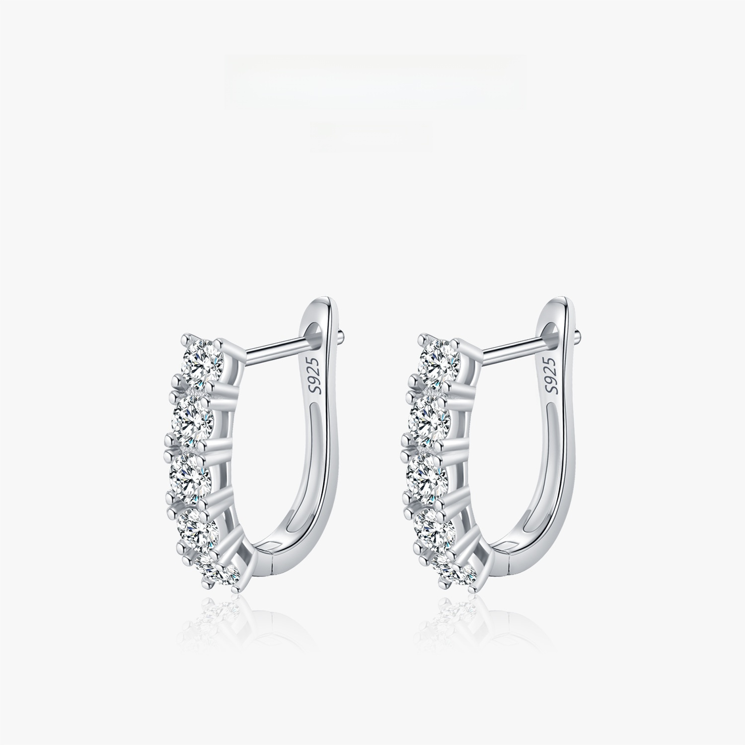 Luxury D Color VVS1 Moissanite 925 Sterling Silver Hoop Earrings For Women Sparkling 0.1Ct U-Shape Huggie Earrings Fine Jewelry Gift