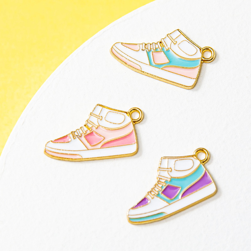 Cute Enamel Sneaker Charms Gold Plated Alloy High Top Sports Shoe Pendants For DIY Bracelet Necklace Keychain Jewelry Making Findings Cartoon Shoe Accessories