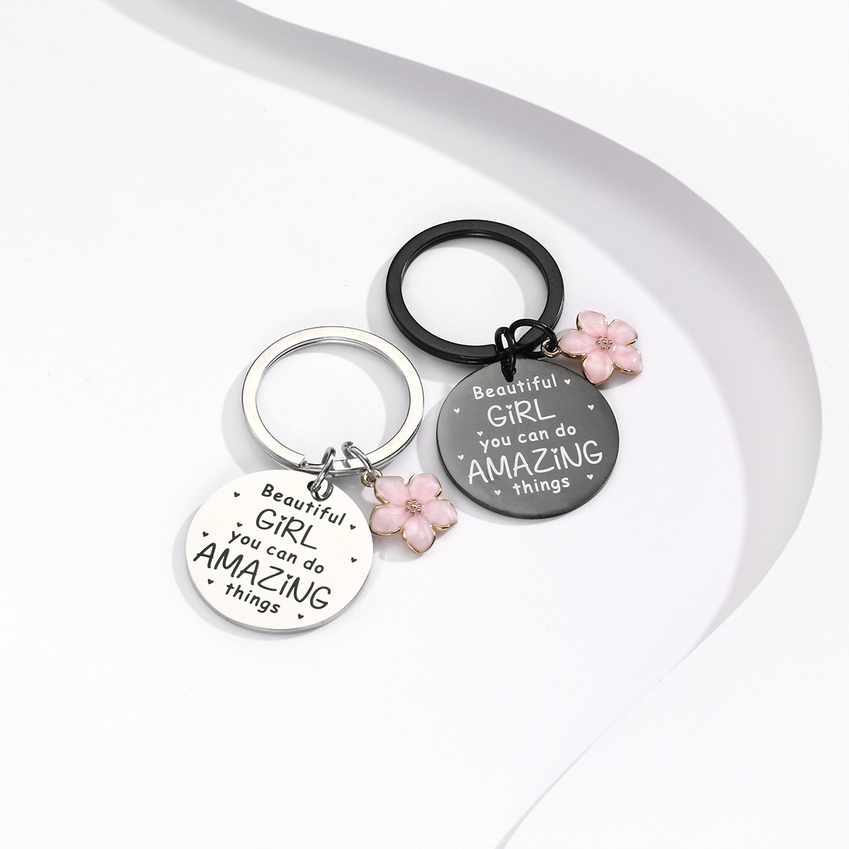 Stainless Steel Engraved Motivational Keychain Round Tag Beautiful Girl You Can Do Amazing Things With Flower Charm Mother's Day Gift For Women Bag Accessory