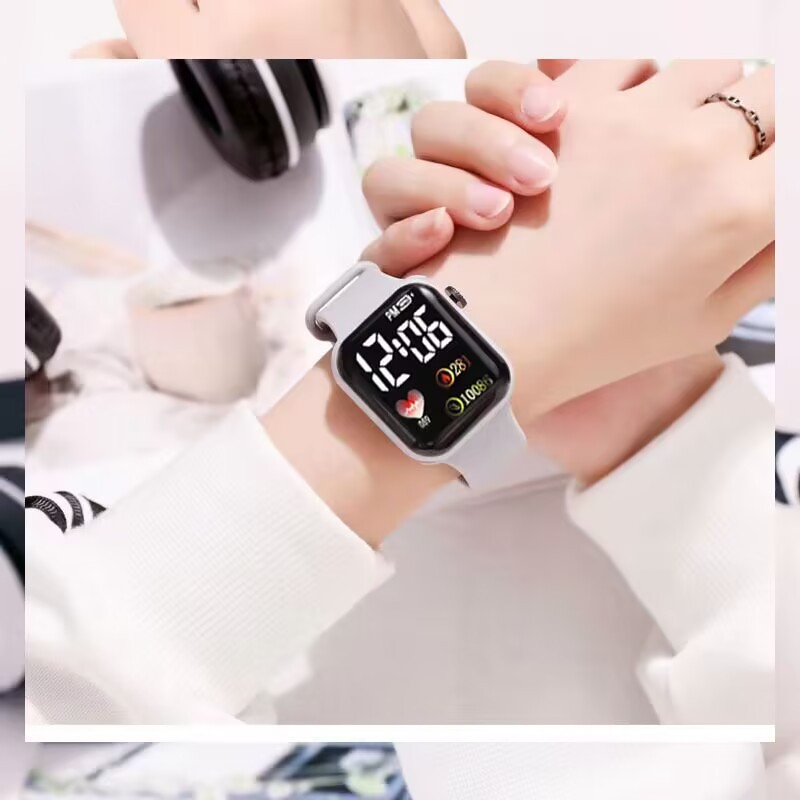 Fashion Square LED Digital Watch Heart Detail Silicone Band Sport Electronic Wristwatch Heart Rate Pedometer Calorie Counter For Couples Students Daily Use