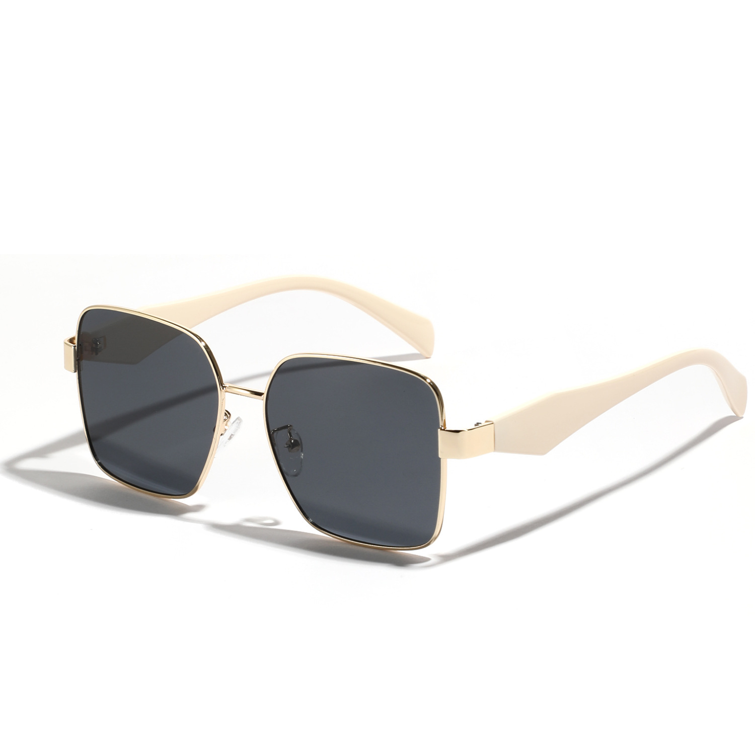 Wholesale Fashion Oversized Square Metal Sunglasses UV400 - Everful