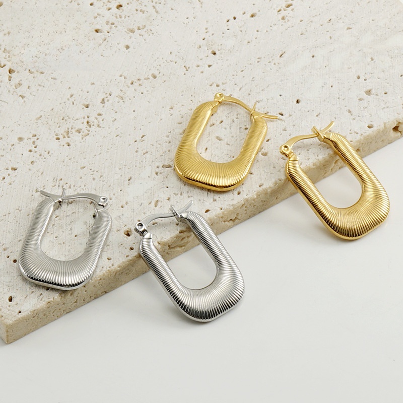 18K Gold Plated Stainless Steel U-Shaped Hoop Earrings Ribbed Texture Fluted Geometric Rectangular Earrings for Women Retro Minimalist Jewelry