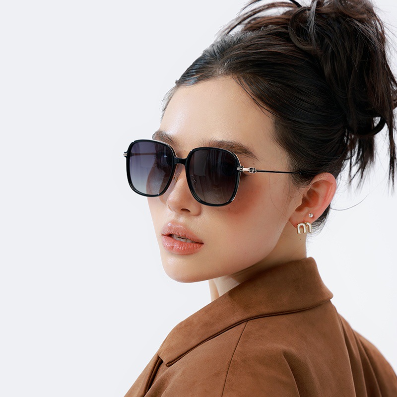 Wholesale Polarized Square Sunglasses with Large Frame For Women - Everful