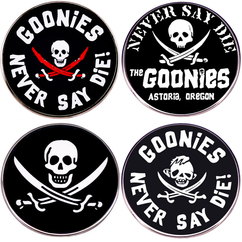 Retro Skull Crossbones Metal Enamel Pin Never Say Die Graphic Badge Movie Inspired Brooch for Backpacks Jackets Unisex Decorative Accessories
