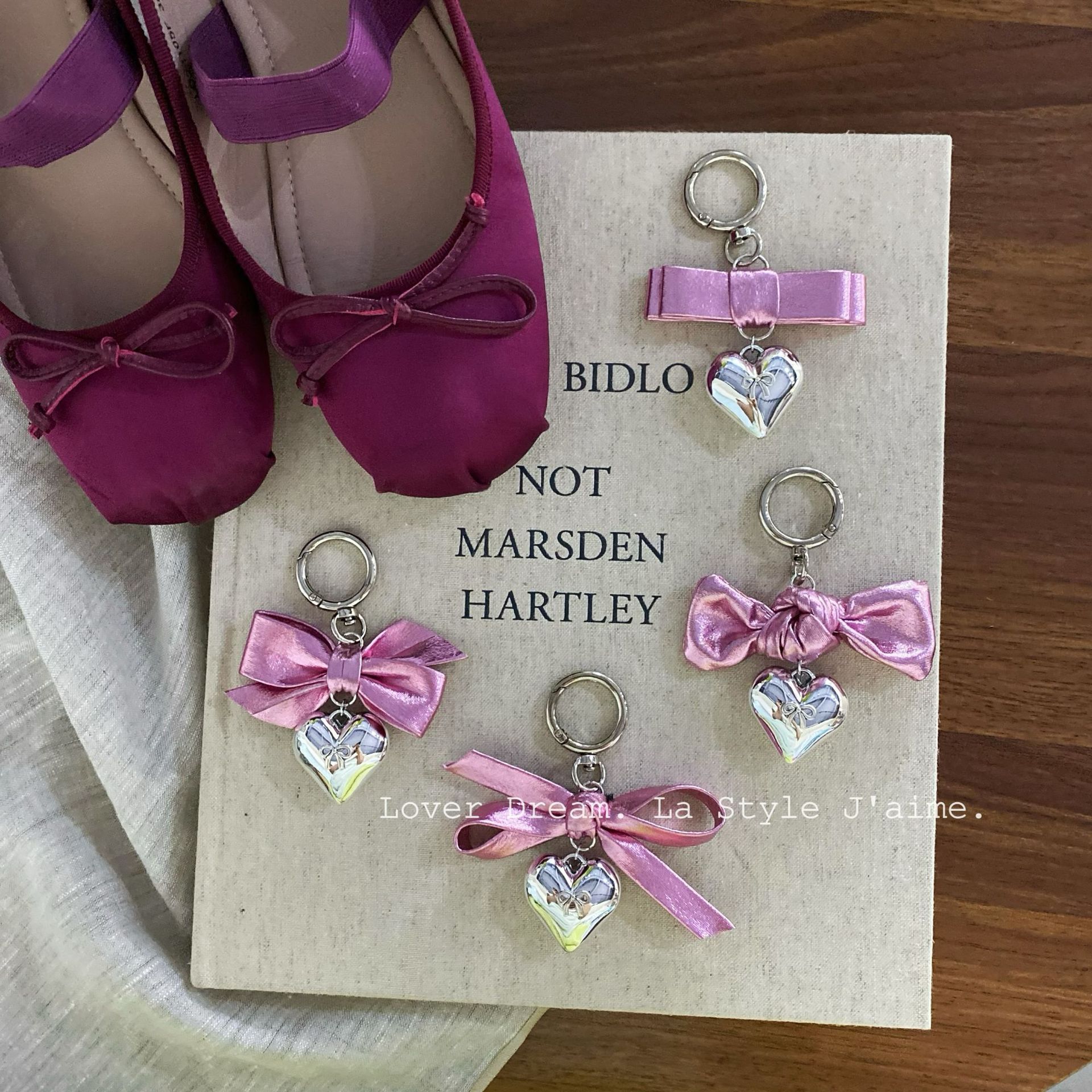 Sweet Fuchsia Ribbon Bow Silver Heart Pendant Metal Keychain Aesthetic Bag Charm For Women Girls Backpack Accessories