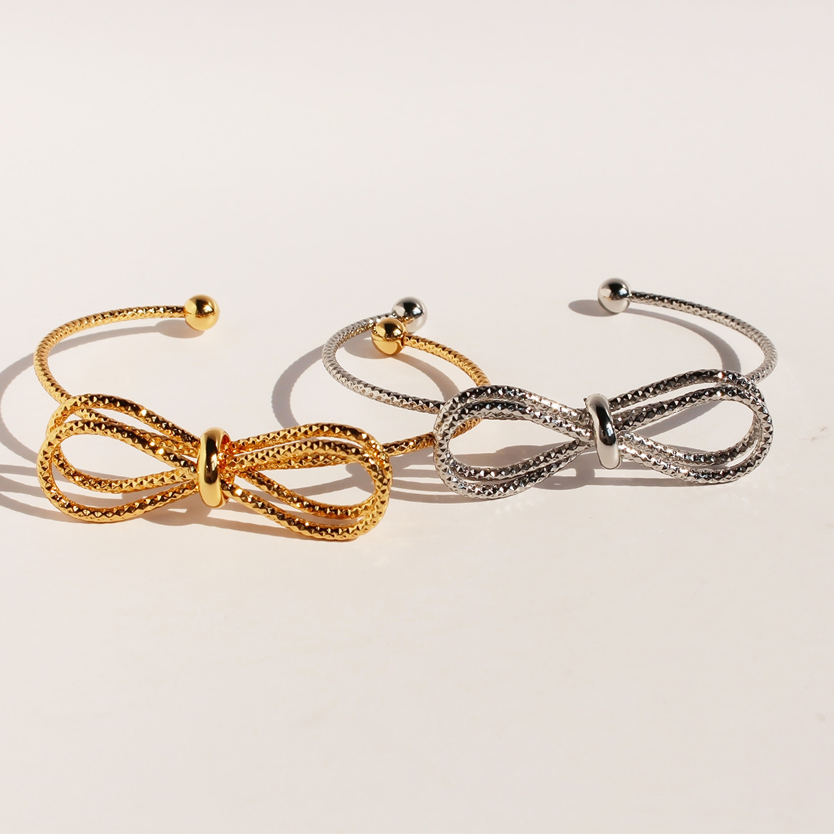 Bow Knot Open Bangle Brass Bracelet Gold Plated Mesh Lattice Texture Adjustable Creative Fashion Niche Jewelry For Women