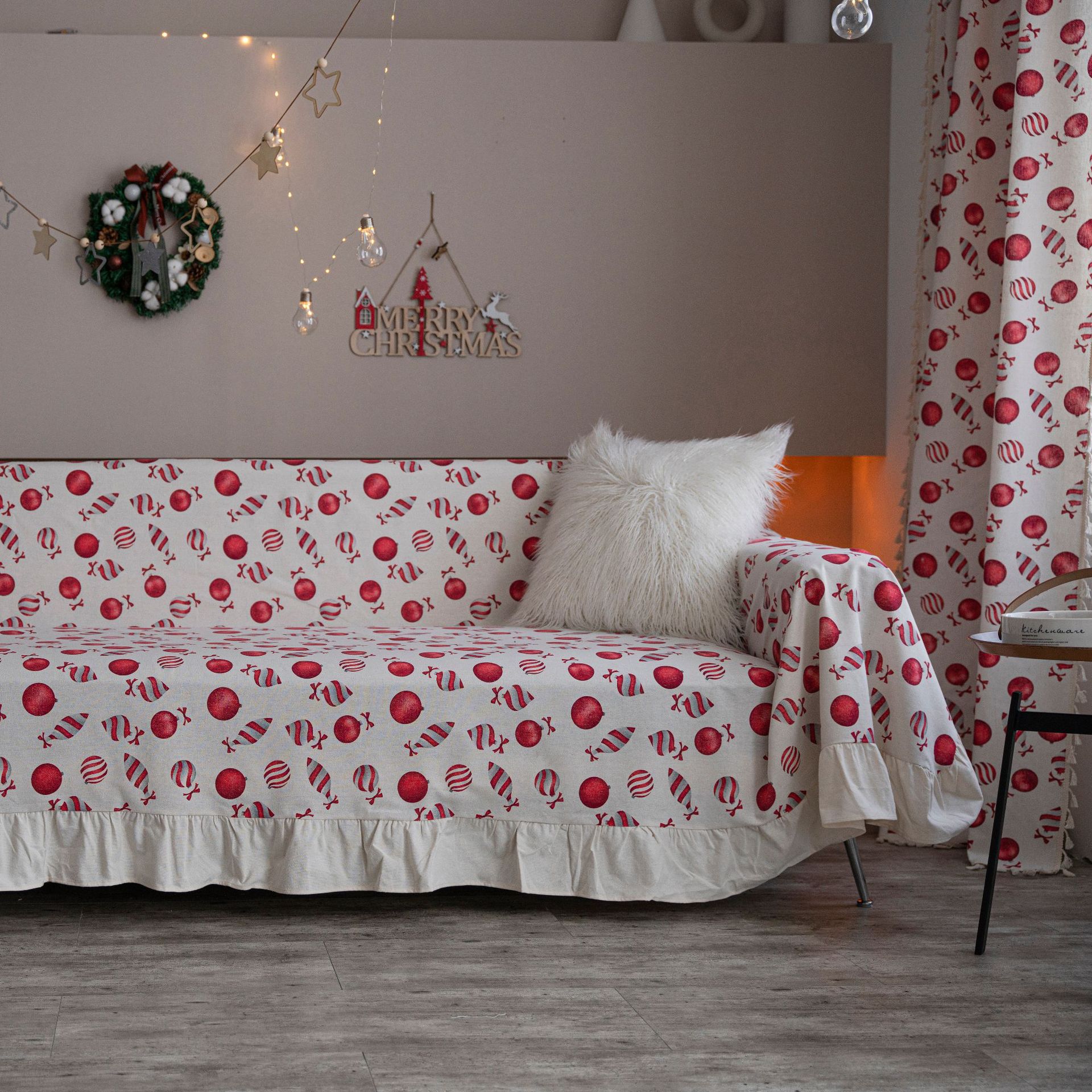 Christmas Printed Sofa Cover Polyester Cotton Dustproof Furniture Protector American Vintage Ruffle Edge Sofa Throw For Living Room Holiday Home Decor