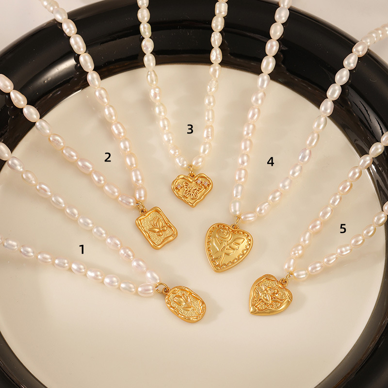 Freshwater Pearl Necklace With Gold Plated Brass Pendant Natural Beads French Retro Minimalist Elegant Style For Women