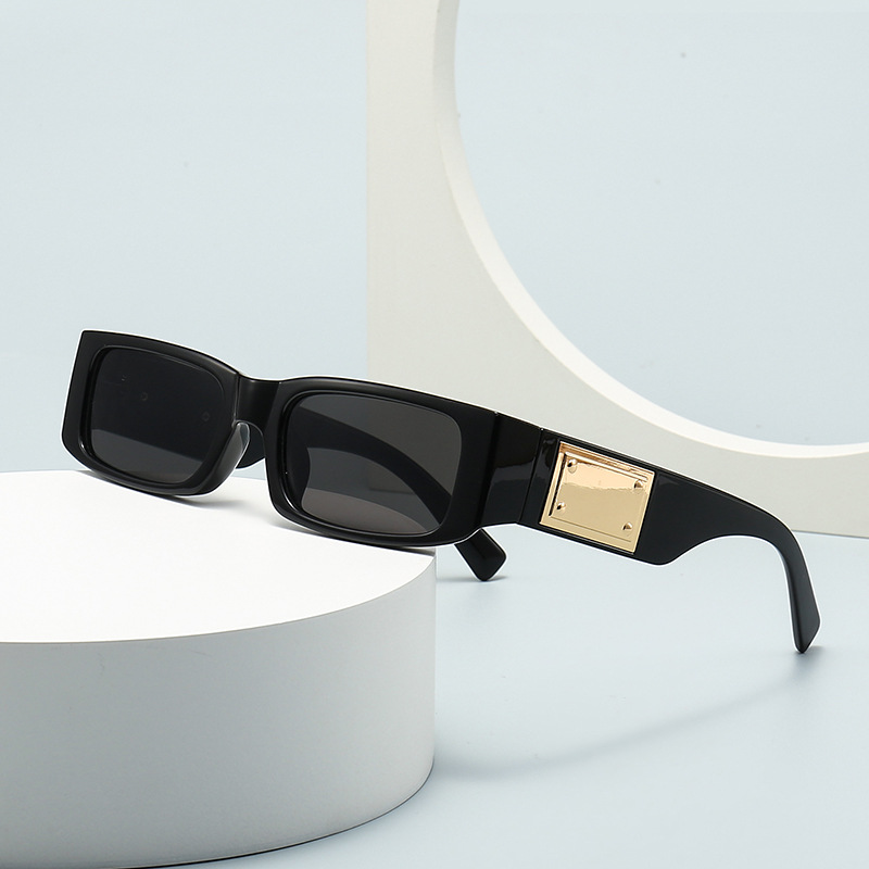 Wholesale Retro Rectangular Sunglasses With Metal Decoration UV400 - Everful