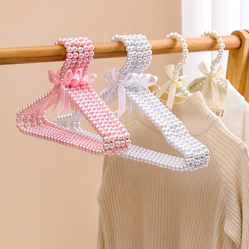 Luxury Artificial Pearl Clothes Hanger With Ribbon Bow Elegant Beaded Non-slip Clothing Rack For Wedding Dress Pet Kids Adult Wardrobe Storage