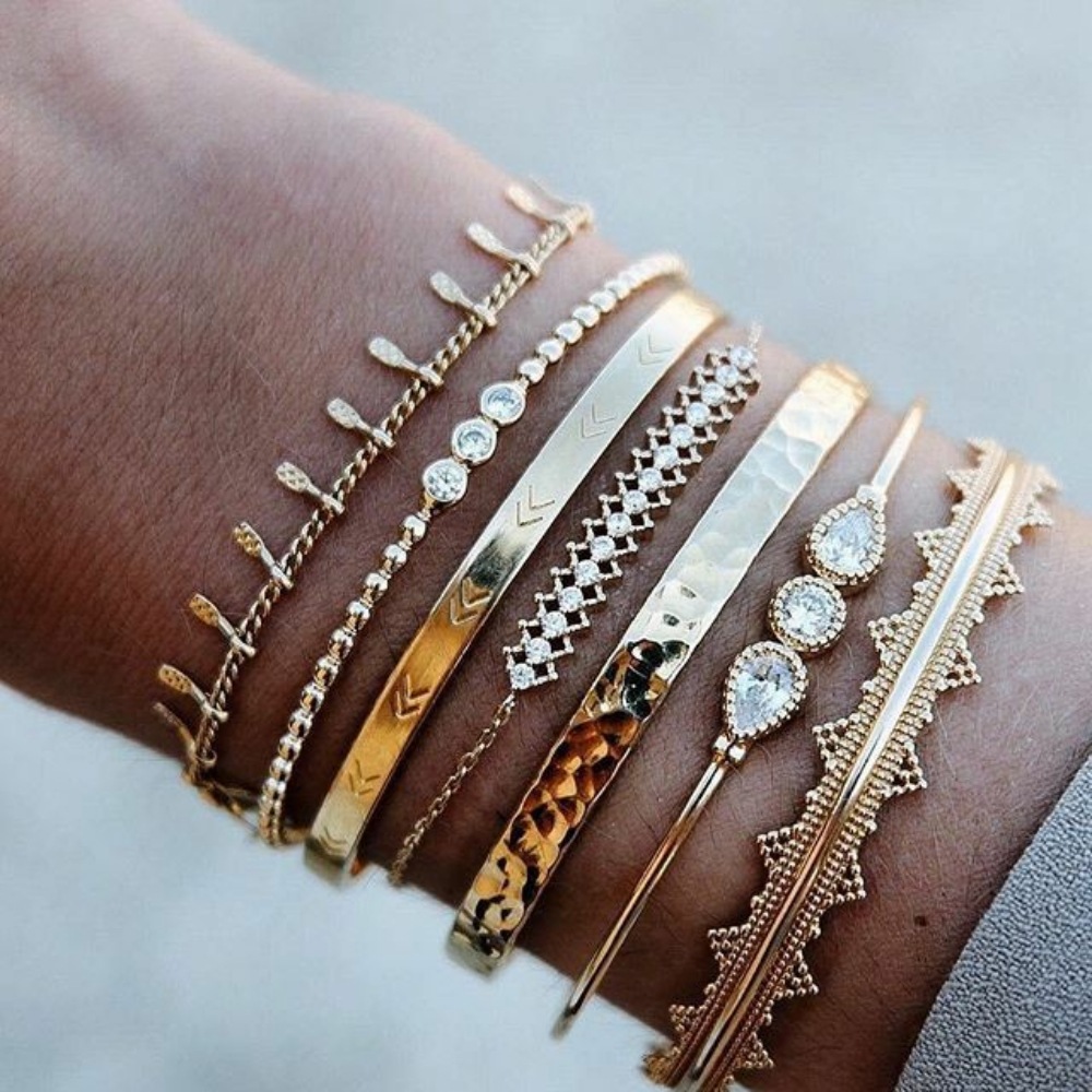 7Pcs Boho Gold Silver Alloy Bracelet Bangle Set For Women Rhinestone Arrow Hammered Stacking Chain Link Jewelry For Daily Party Vacation Fashion Accessories