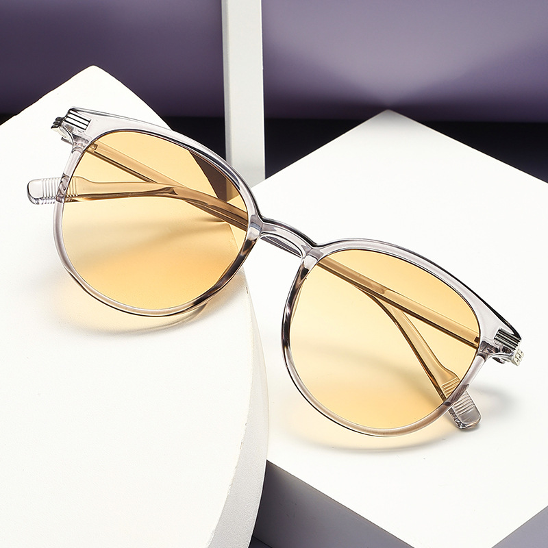 Wholesale Round Large Frame Sunglasses with UV400 Protection For Women - Everful