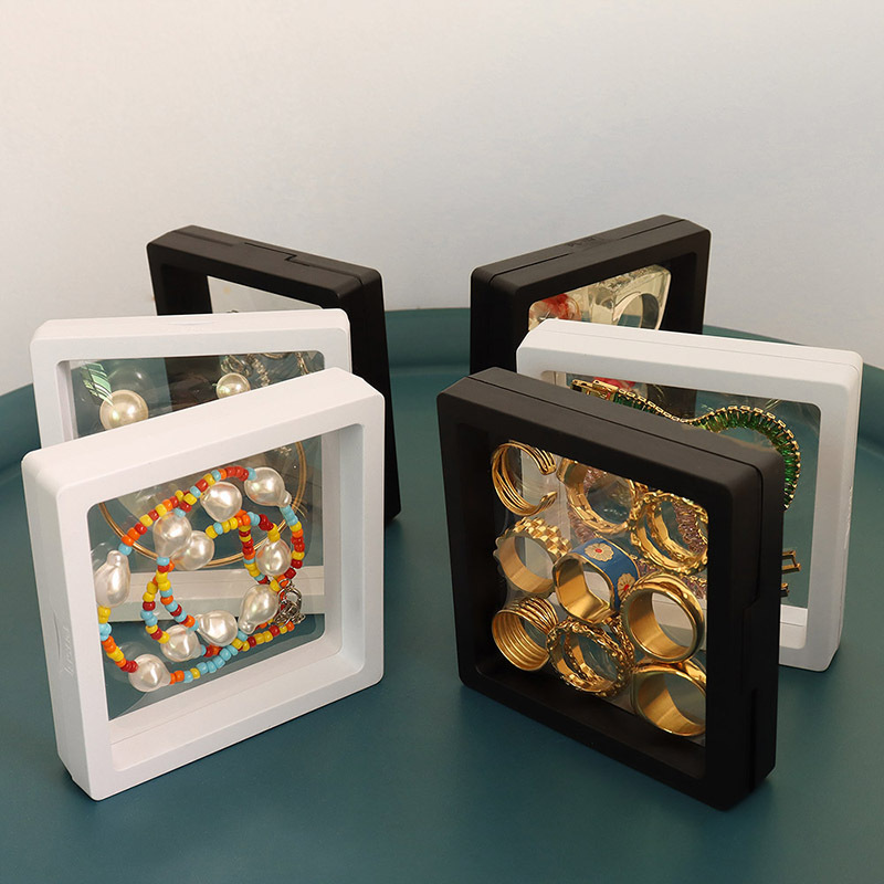 Square 3D Floating Jewelry Display Case Plastic PE Film Suspended Packaging Box For Earrings Rings Bracelets Jewelry Storage Organizer 9x9cm