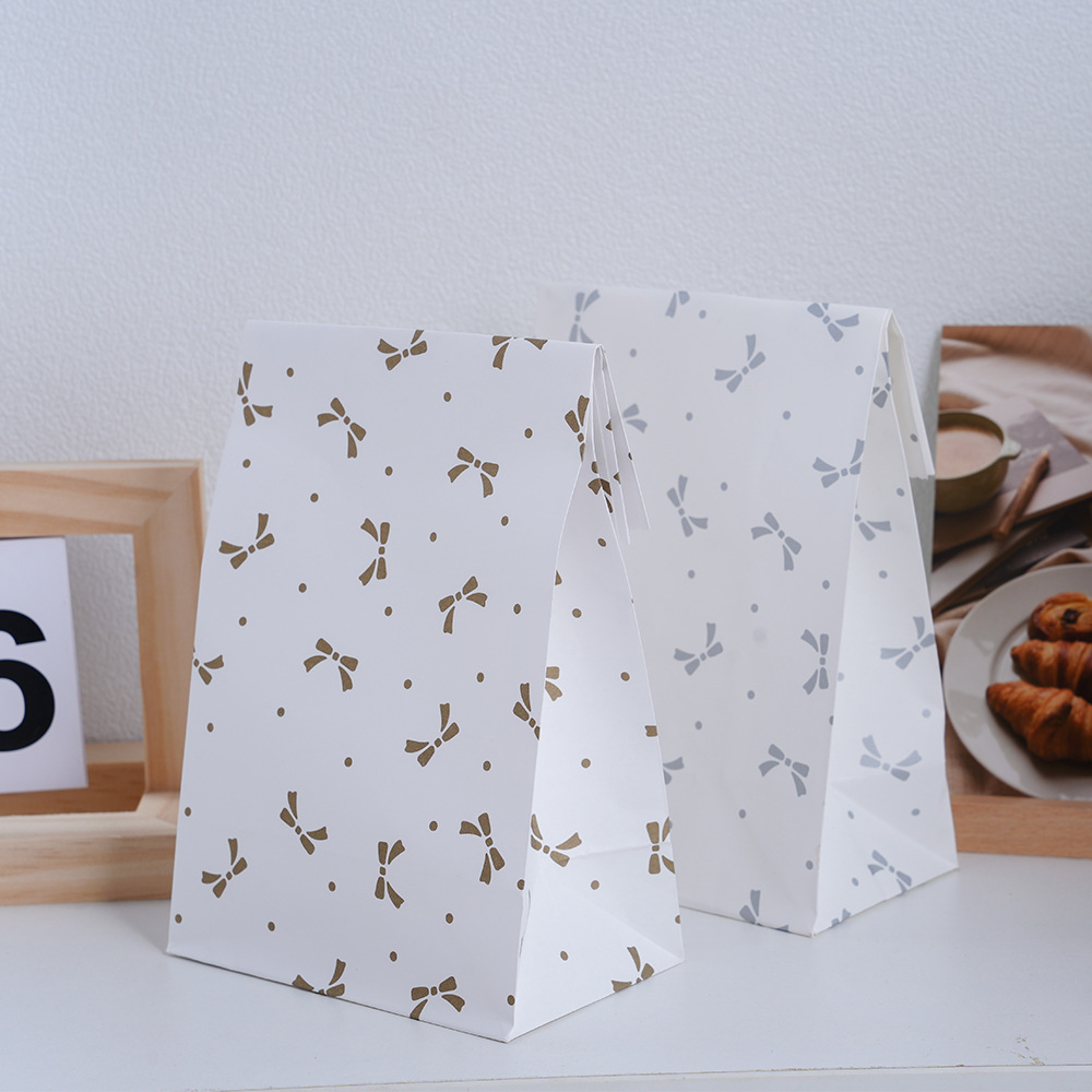 Gold Silver Bowknot Polka Dot Paper Gift Bags Small Flat Packaging Bags For Bakery Cookies Candy Party Favors Wedding Return Gifts Packaging