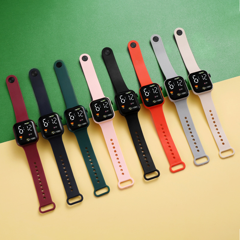 Waterproof LED Digital Sports Watch With Square Silicone Strap Heart Rate Pedometer Function Fashion Student Outdoor Electronic Wristwatch For Men Women