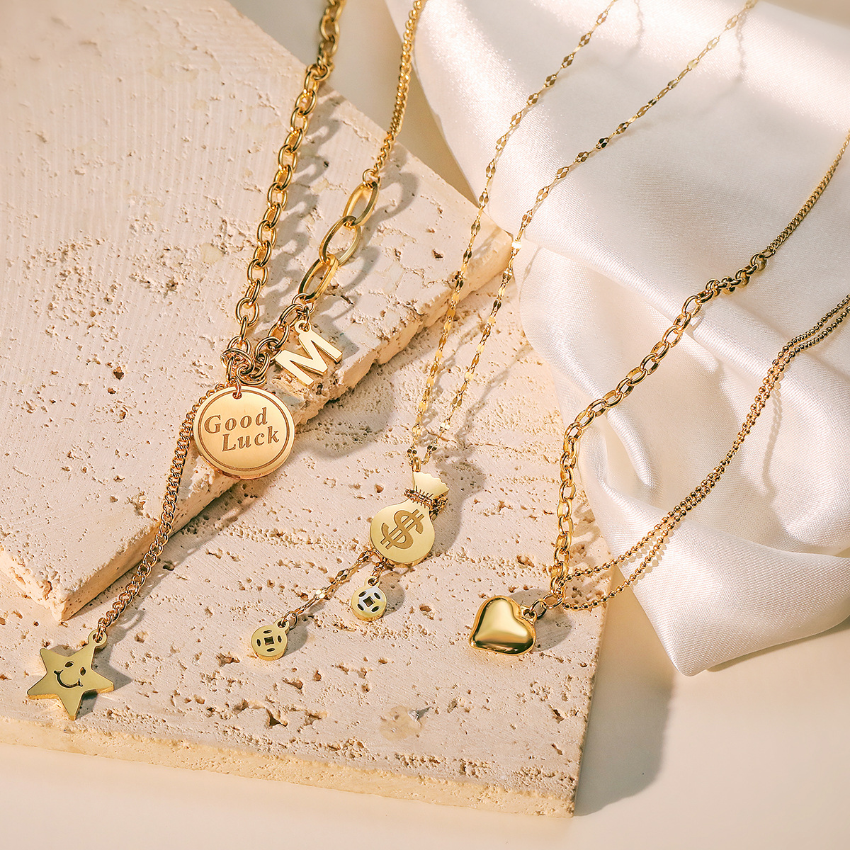 Heart Money Bag Letter M Pendant Necklace Gold Plated Stainless Steel Minimalist Jewelry For Women