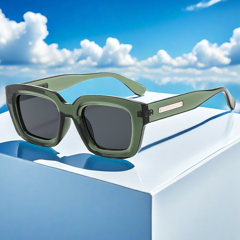 Wholesale Women Square Sunglasses Retro PC Frame Fashion UV400 Protection - Everful