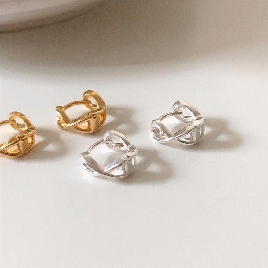 925 Sterling Silver Infinity Cross Over Hoop Earrings Minimalist 18K Gold Plated Twisted Huggie Earrings For Women Minimalist Daily Jewelry Accessory