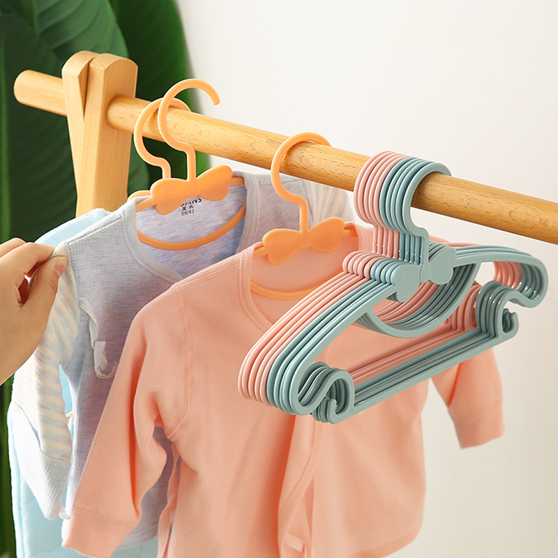 Non-Slip Plastic Children's Hangers Butterfly Bear Design Extendable Baby Clothes Drying Rack Space Saving Wardrobe Organizer For Toddlers 0-10 Years