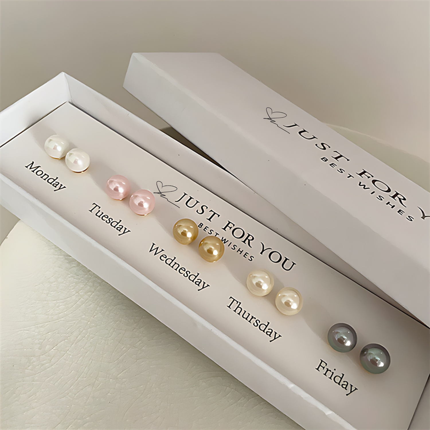 5 Pairs Pearl Earring Set Copper Zirconia Stud Clip-on Earrings Monday to Friday Weekly Jewelry Gift Set For Women