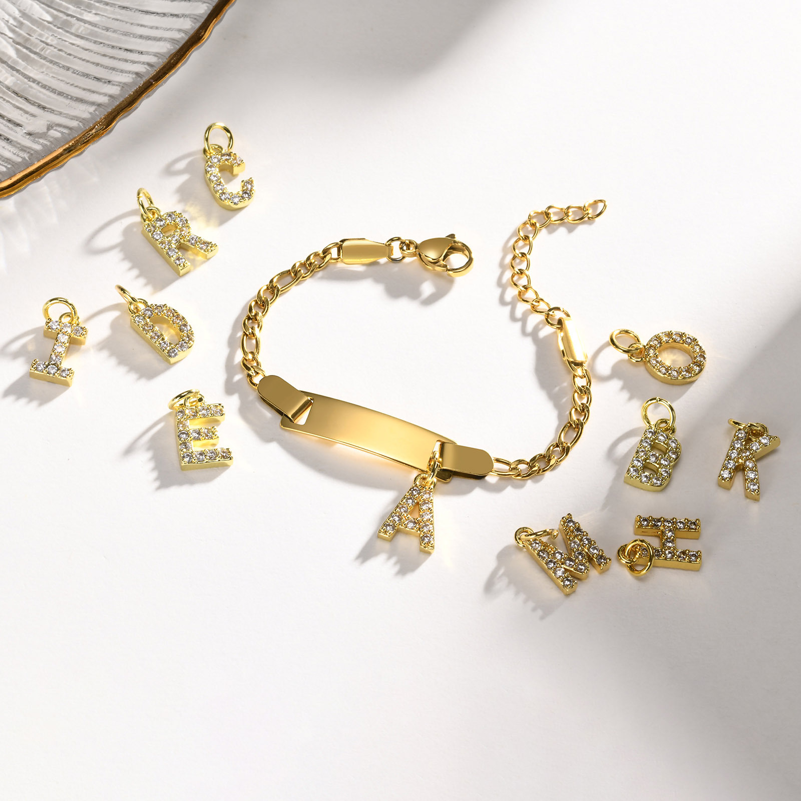 Personalized Gold Plated Stainless Steel Initial Letter ID Bracelet With Sparkling Zirconia Pendant Custom Name Engravable Jewelry For Women Girls