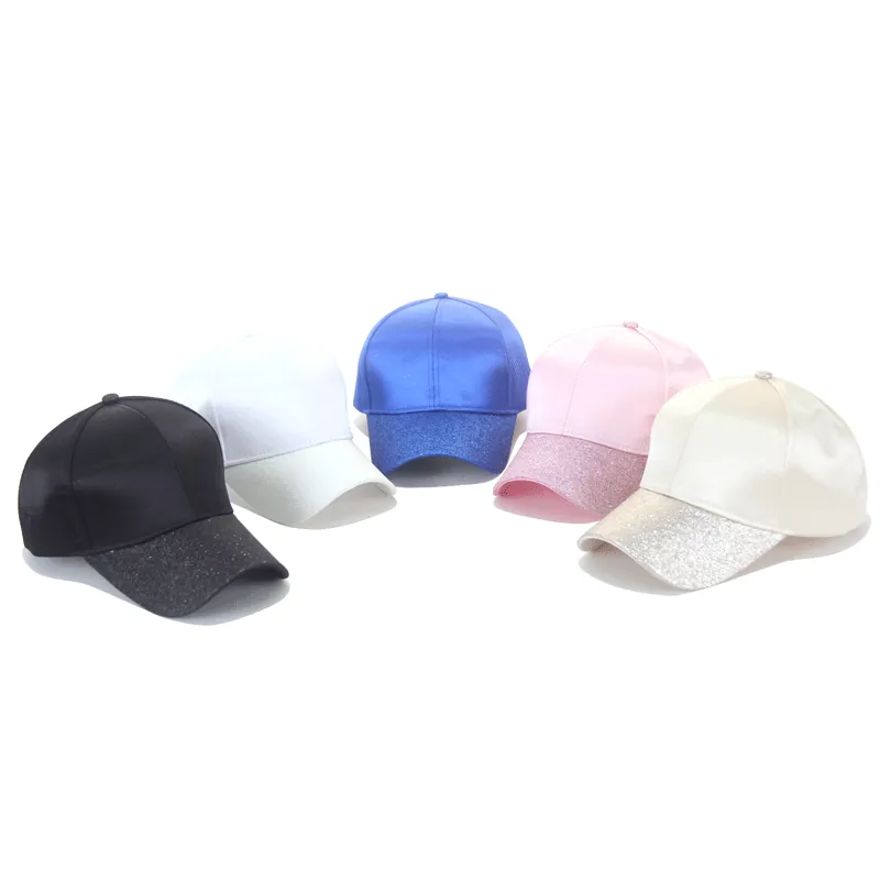 Casquette De Baseball En Coton Mercerisé Satiné Avec Visière À Paillettes Trou Pour Queue De Cheval Chapeau Chic