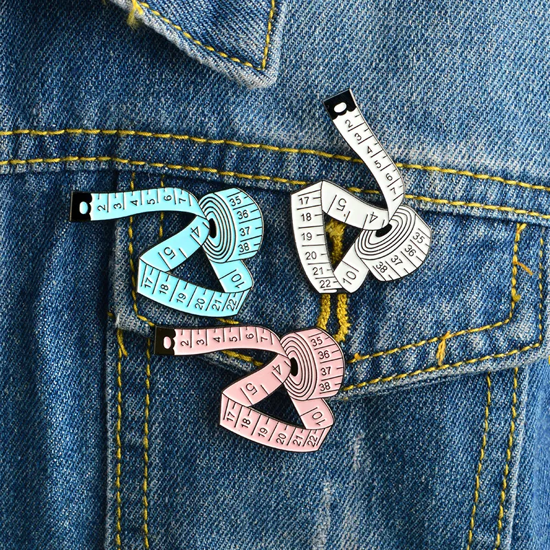 Creative Measuring Tape Enamel Brooch Zinc Alloy Painted Soft Ruler Shape Badge For Tailor Fashion Clothing Accessories