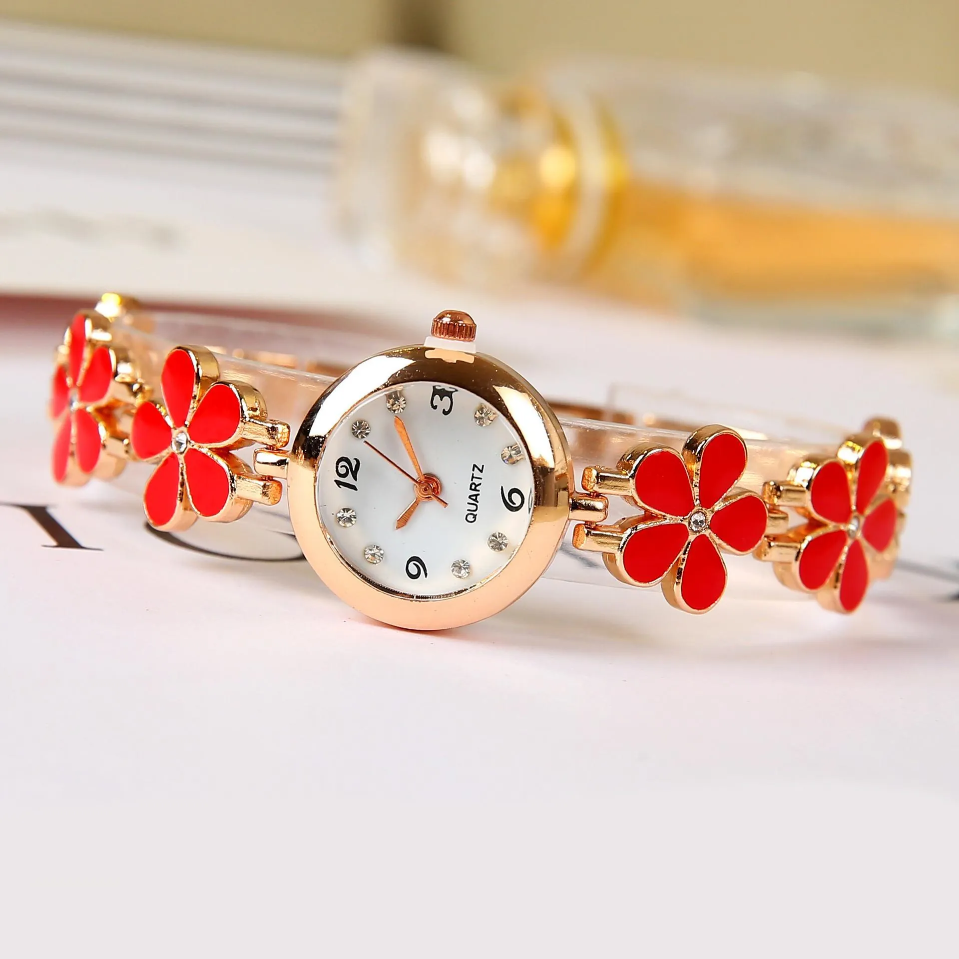 Women Quartz Watch Flower Bracelet Elegant Fashion Jewelry Rhinestone Alloy Stainless Steel Clasp Round Dial Wristwatch