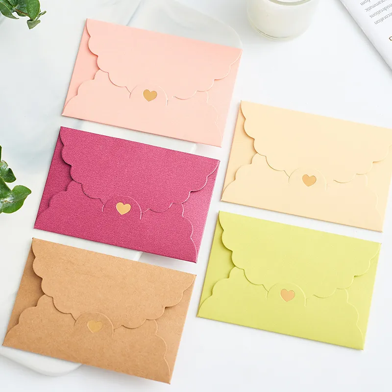 Mini Envelopes Pearlescent Kraft Paper Scalloped Edge Heart Closure Gift Card Greeting Card Holder Multi Colors